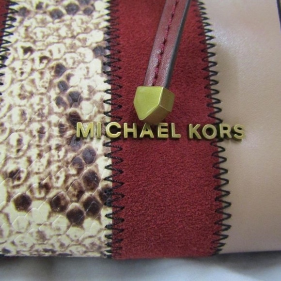 Michael Kors Nouveau Bucket Satchel - Picture 2 of 5